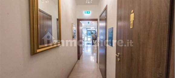 5-Zimmer Gewerbliche Immobilie in Montesilvano, Italy, Nr. 124409 21