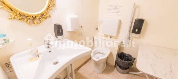 5-Zimmer Gewerbliche Immobilie in Montesilvano, Italy, Nr. 124409 26