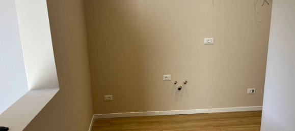 2 Schlafzimmer Wohnung in Bagno a Ripoli, Italy, Nr. 330116 2