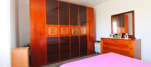 8 rooms House in Giulianova, Italy No. 183889 22