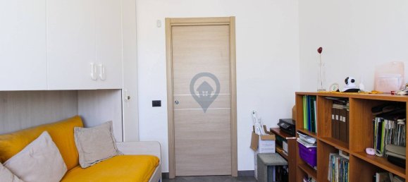 8 rooms House in Giulianova, Italy No. 183889 14