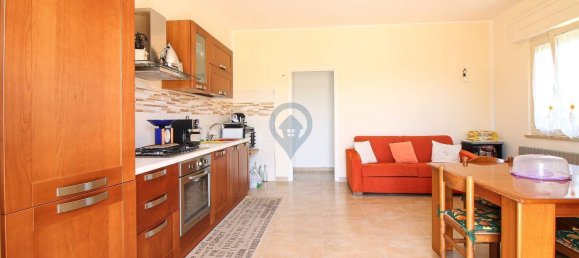 8 rooms House in Giulianova, Italy No. 183889 27