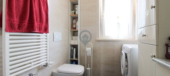 8 rooms House in Giulianova, Italy No. 183889 4