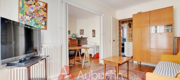 Apartamento de 1 dormitorio en Paris, France No. 309993 4
