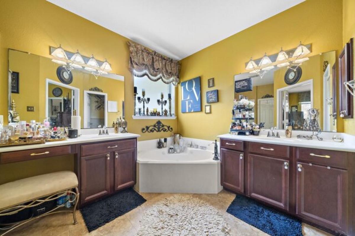 Casa de 5 dormitorios en Crosby, USA No. 440417