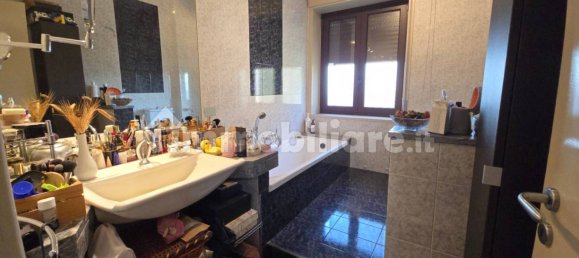 Apartamento de 3 dormitorios en Catania, Italy No. 112710 12