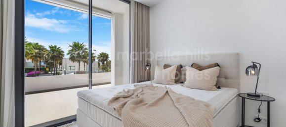 6 bedrooms Villa in Marbella, Spain No. 109012 6