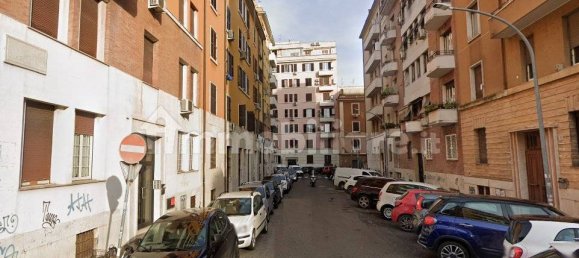 1 bedroom Apartment in Rome, Italy No. 228280 2
