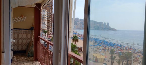 Dúplex de 4 dormitorios en Benidorm, Spain No. 82966 77