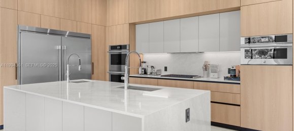9 bedrooms Villa for sale in Miami, Miami-Dade, Florida, USA № 614664 7