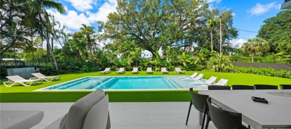 9 bedrooms Villa for sale in Miami, Miami-Dade, Florida, USA № 614664 25
