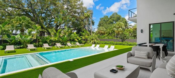 9 bedrooms Villa for sale in Miami, Miami-Dade, Florida, USA № 614664 20