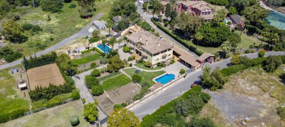 10 bedrooms Villa in La Quinta, Spain No. 37654 9