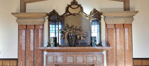 21 room Villa in Legnano, Italy No. 49928 8