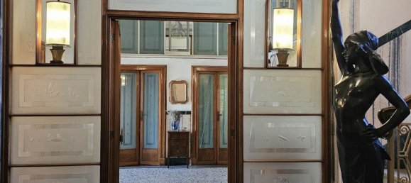 21 room Villa in Legnano, Italy No. 49928 10