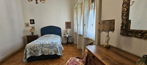 21 room Villa in Legnano, Italy No. 49928 27