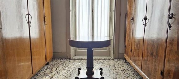 21 room Villa in Legnano, Italy No. 49928 30