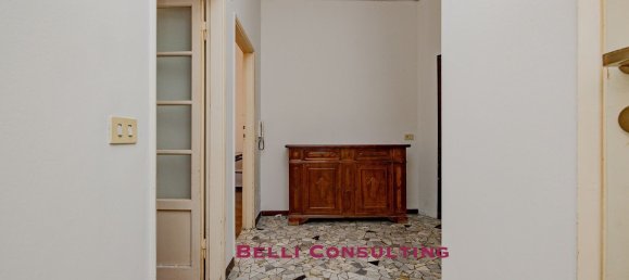 2-salle Appartement à Milan, Italy No. 338155 16