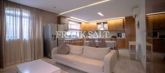 3 Schlafzimmer Villa in Swieqi, Malta, Nr. 7477 5