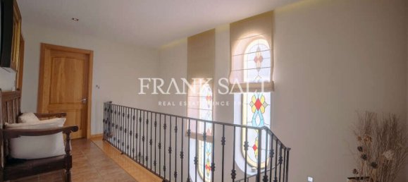 3 Schlafzimmer Villa in Swieqi, Malta, Nr. 7477 4