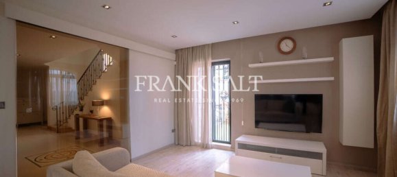 3 Schlafzimmer Villa in Swieqi, Malta, Nr. 7477 11