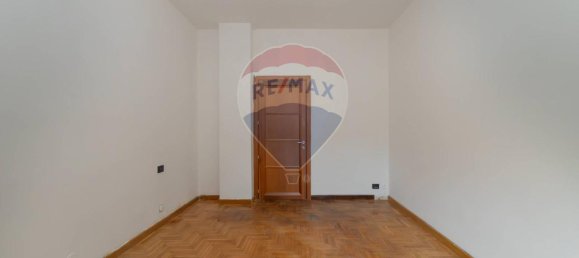 Apartamento de 3 habitaciónes en Como, Italy No. 31642 27