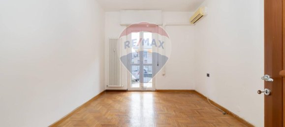 Apartamento de 3 habitaciónes en Como, Italy No. 31642 25