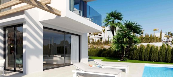 3 Schlafzimmer Villa in Golf Bahia, Spain, Nr. 8906 23