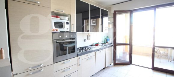 3 rooms Apartment in Sesto San Giovanni, Italy No. 38332 47