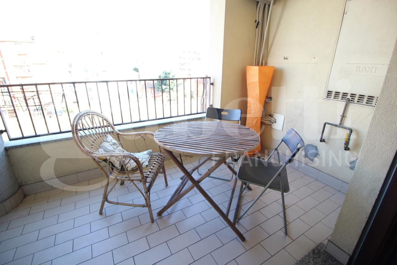 3 rooms Apartment in Sesto San Giovanni, Italy No. 38332