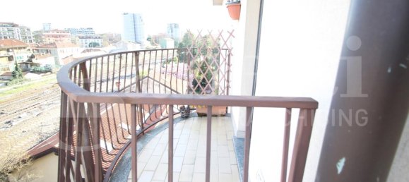 3 rooms Apartment in Sesto San Giovanni, Italy No. 38332 6