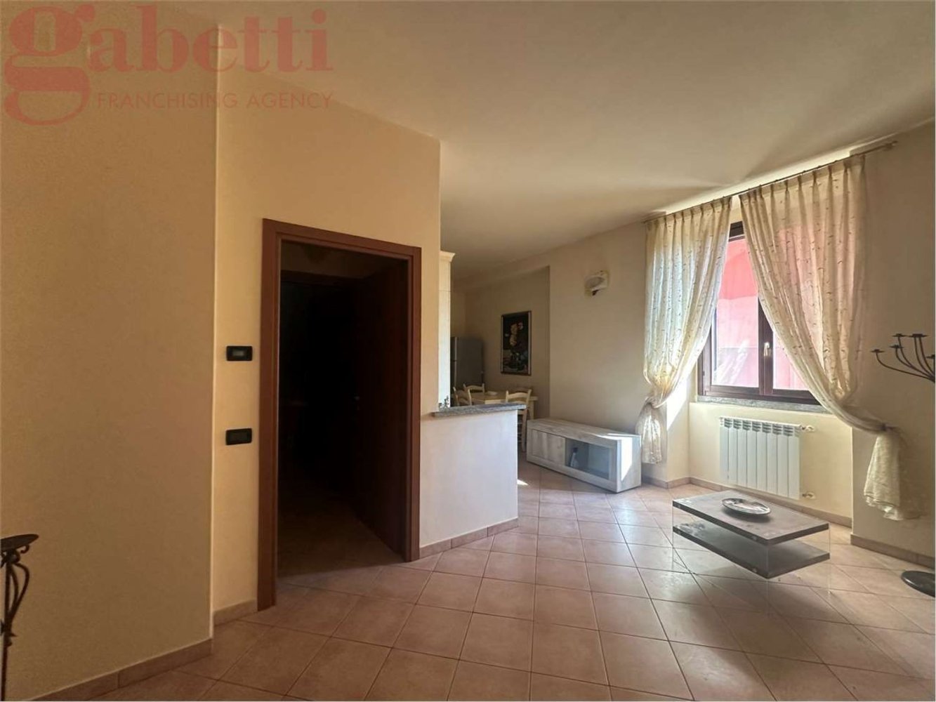 Apartamento de 3 divisões em Merone, Italy N.º 144476