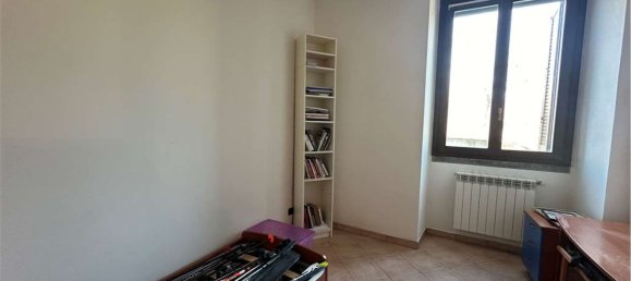 Apartamento de 3 divisões em Merone, Italy N.º 144476 20