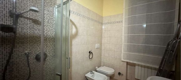 Apartamento de 3 divisões em Merone, Italy N.º 144476 11