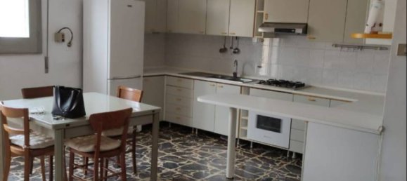 Apartamento de 2 dormitorios en Vittoria, Italy No. 250910 9