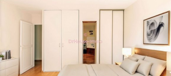 6 bedrooms House in Noisy-le-Roi, France No. 172768 12