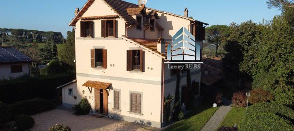 5 bedrooms Villa in Rome, Italy No. 332911 15
