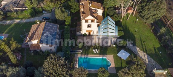 5 bedrooms Villa in Rome, Italy No. 332911 11