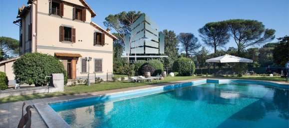 5 bedrooms Villa in Rome, Italy No. 332911 3