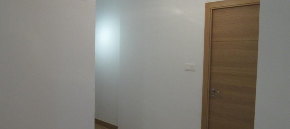 2 bedrooms Apartment in Zaragoza, Spain No. 182434 10