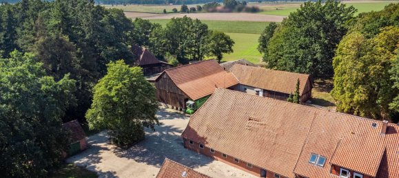 Дом с 10 комнатами в Celle, Германия № 277744 4