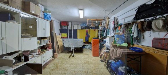 1 room Garage in Vasto, Italy No. 19972 8