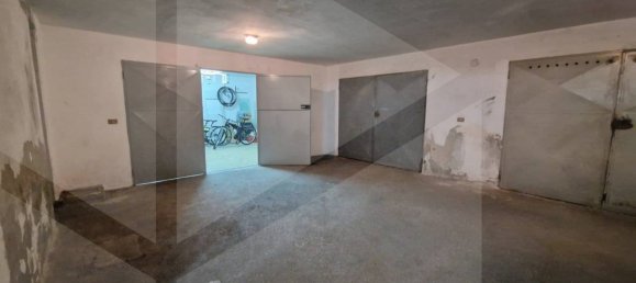 1 room Garage in Vasto, Italy No. 19972 5