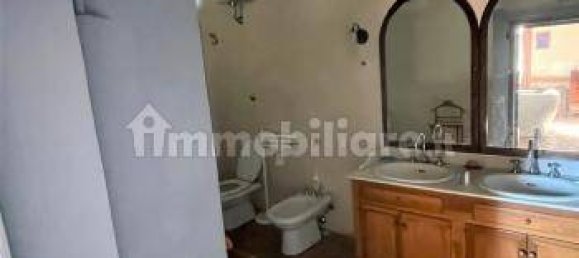 Apartamento de 3 dormitorios en Maiolati Spontini, Italy No. 282100 5