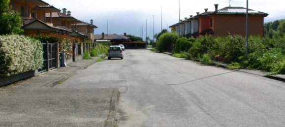 6936m² Commercial property in Roncaro, Italy No. 315021 12