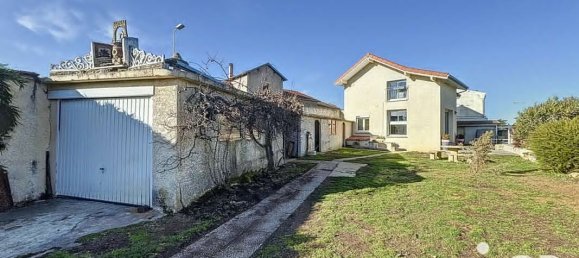 Дом с 3 спальнями в Макла, Франция № 200163 4