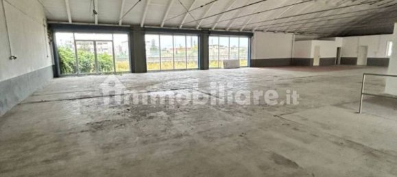 2-salle Entrepôt à Bergamo, Italy No. 279919 13