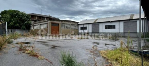 2-salle Entrepôt à Bergamo, Italy No. 279919 25