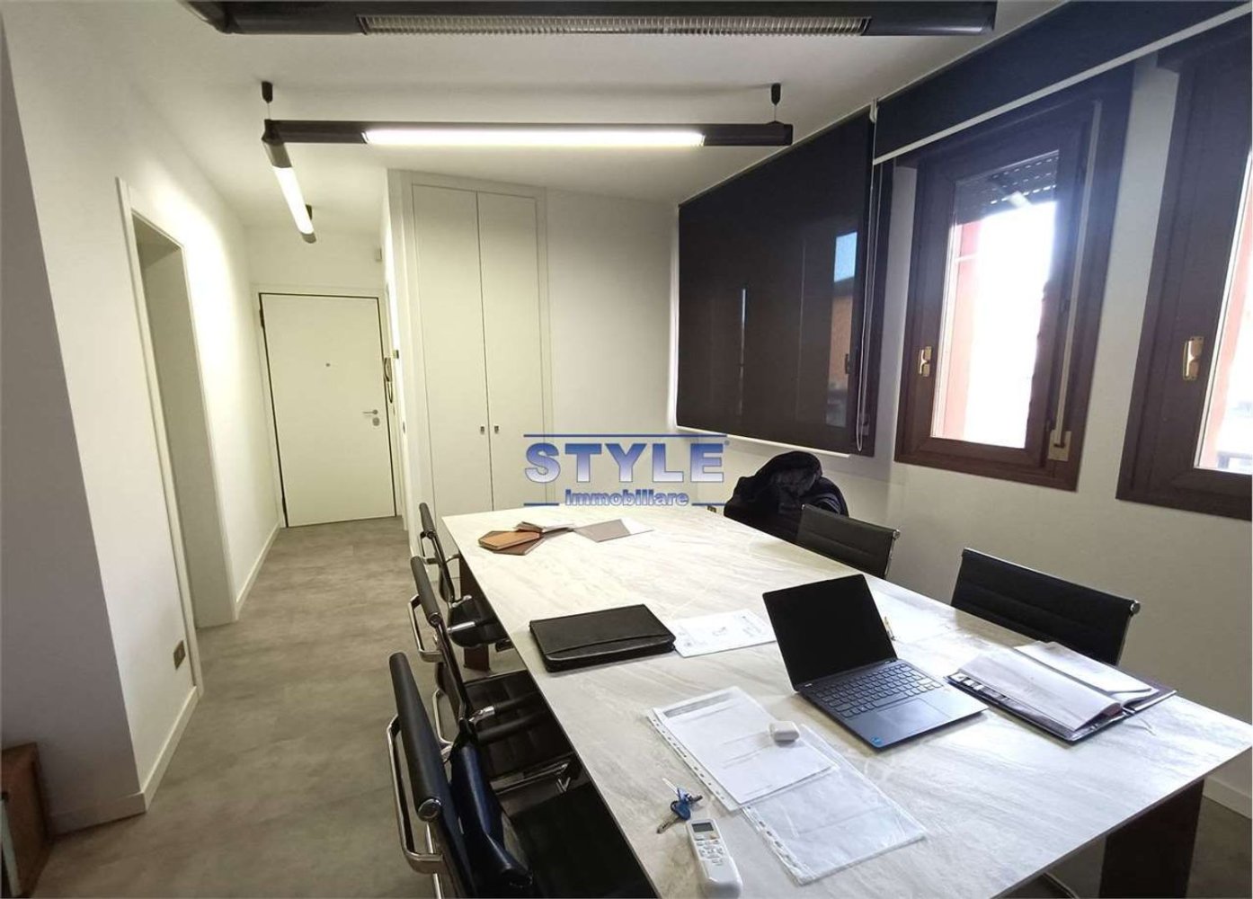 Bureau à Vigodarzere, Italy 55m² No. 336723