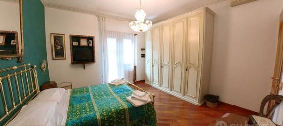 5 rooms Apartment in Rome, Italy No. 258980 3